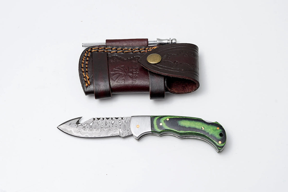 Titan International - Knives