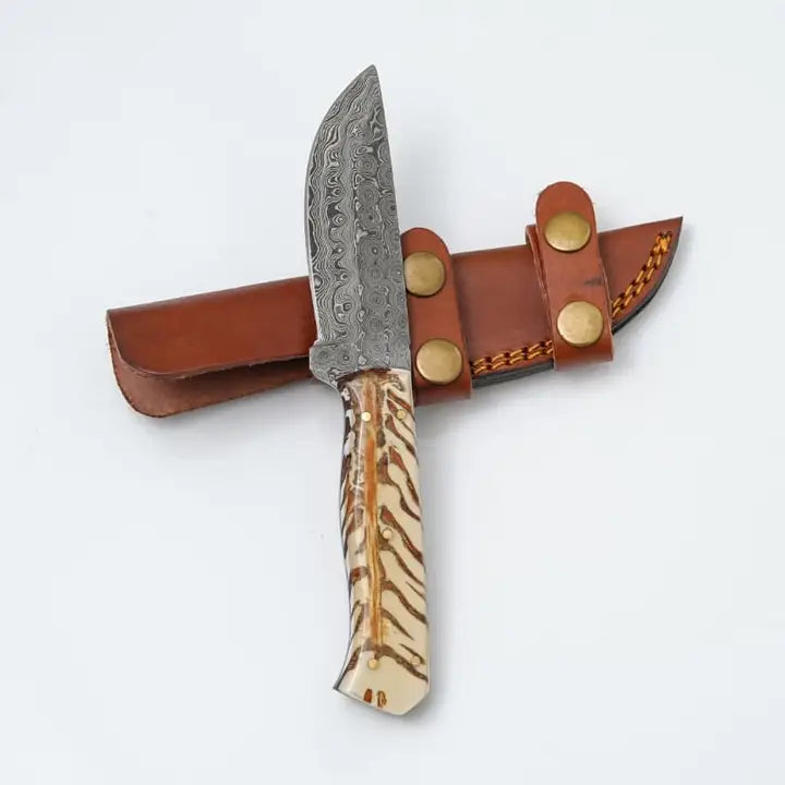 Titan International - Knives