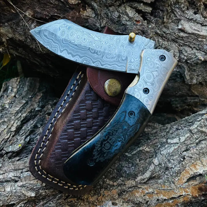 Titan International - Knives