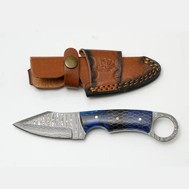 Titan International - Knives