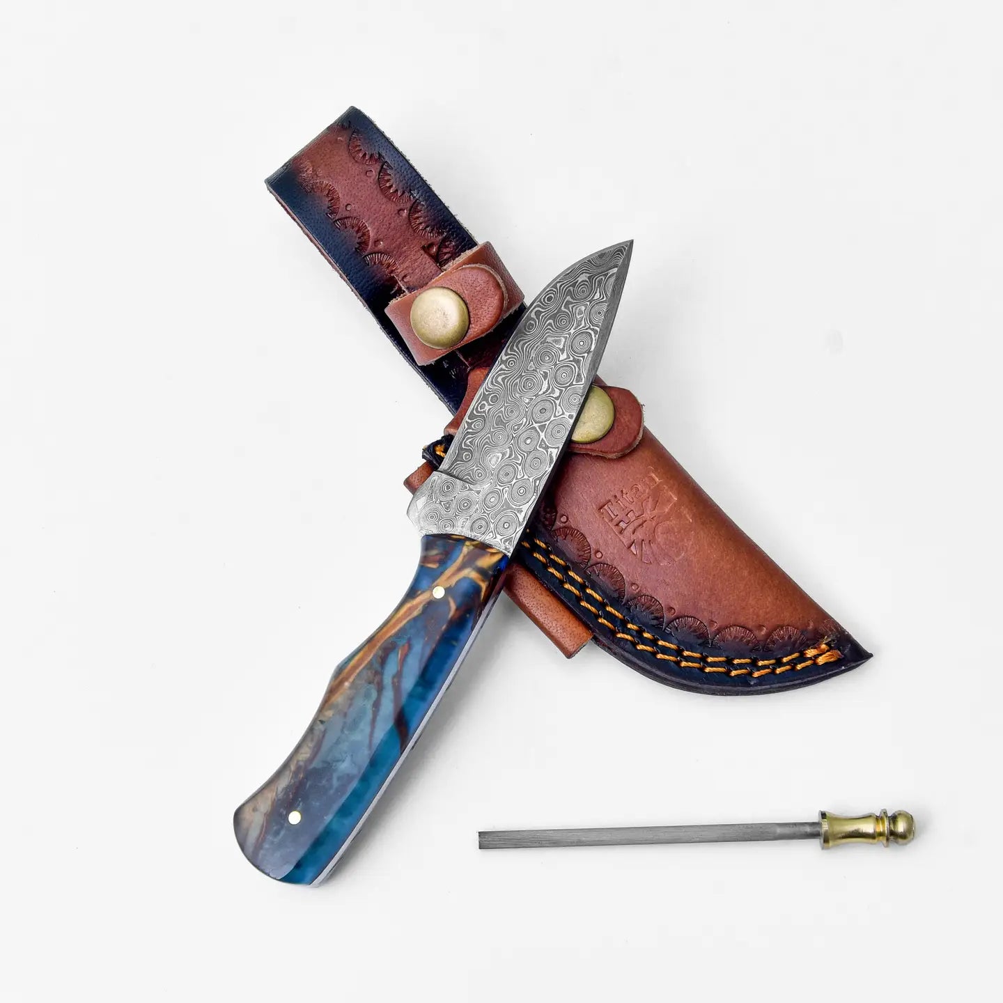 Titan International - Knives
